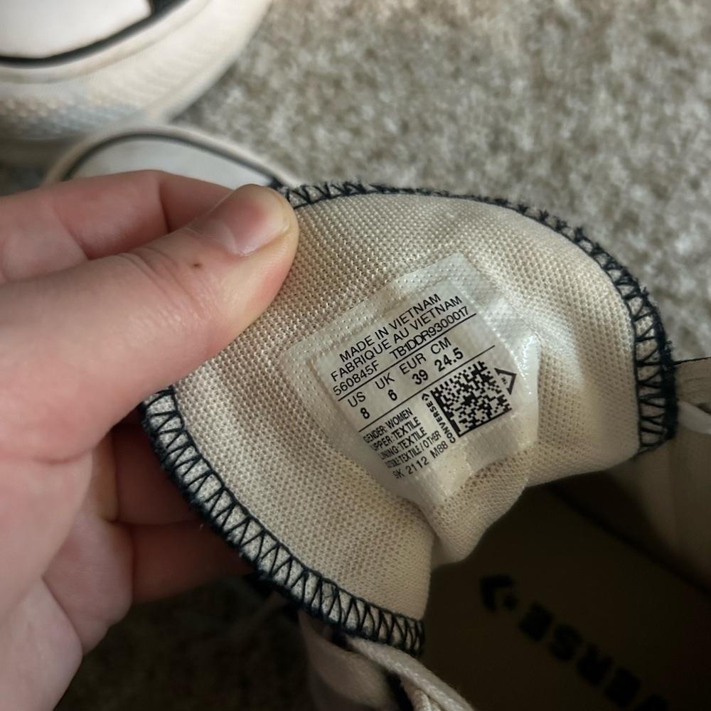 Platform Converse - image 5